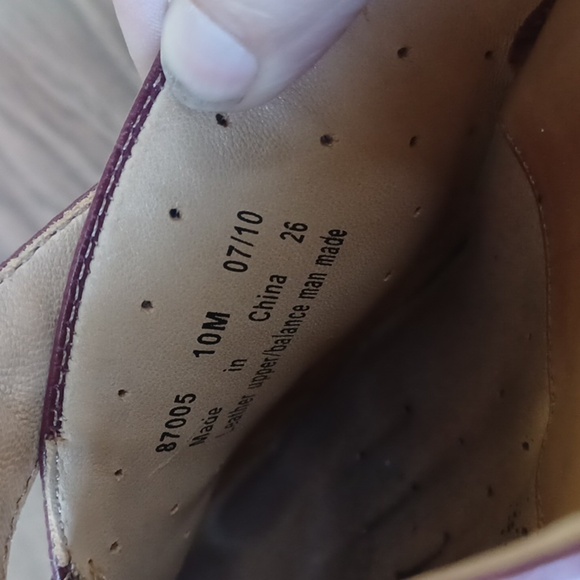 Unstructured by Clarks Burgundy Size 10 Leather Slip On Comfort Clogs UnDeniable - Picture 6 of 8